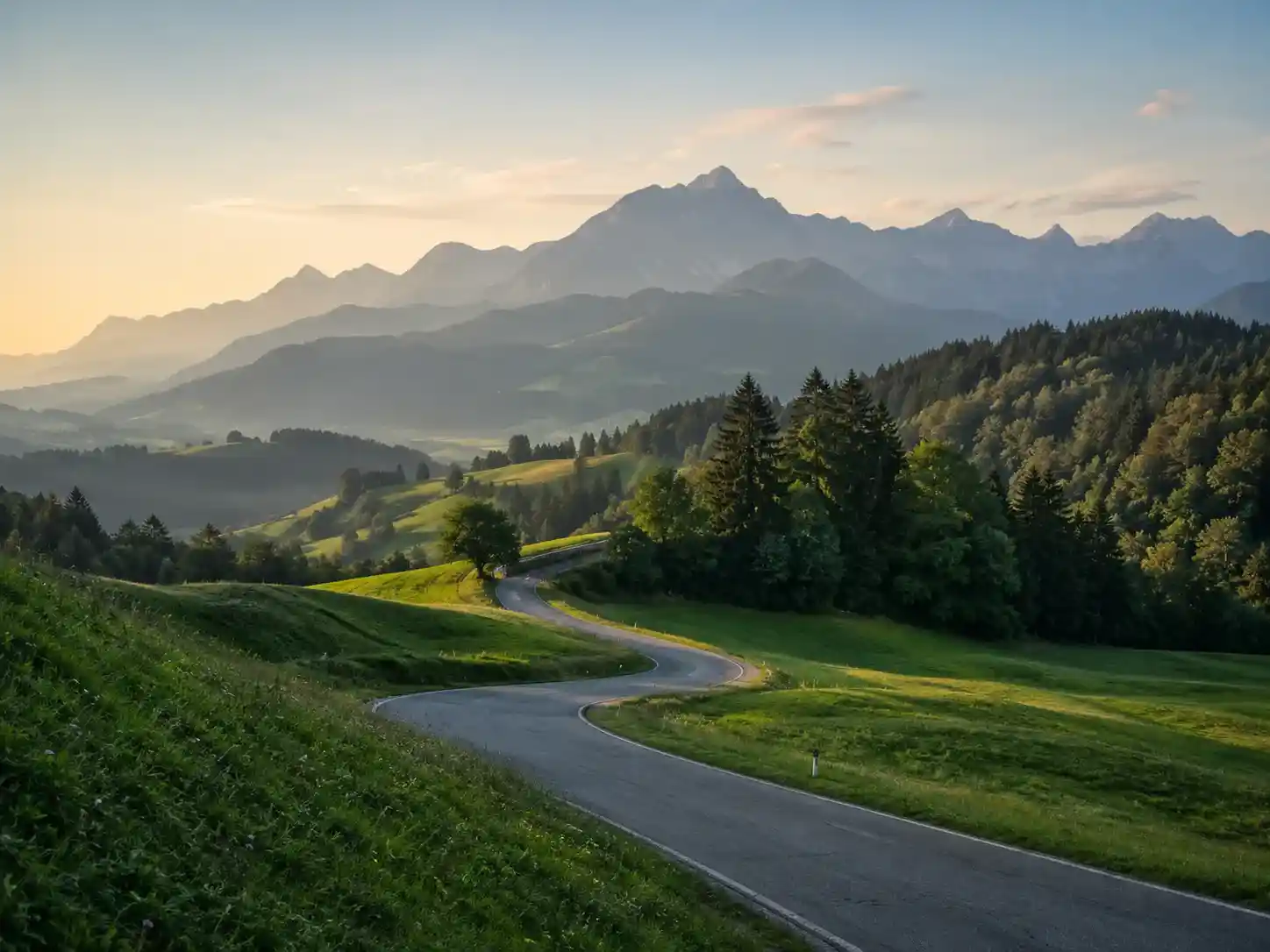 Bayerische Landschaft entlang einer privaten Route